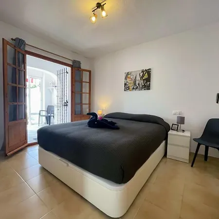 Botanical 2 Bedroom With Com Pool Vm33 Holiday home *