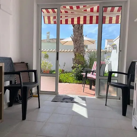 Botanical 2 Bedroom With Com Pool Vm33